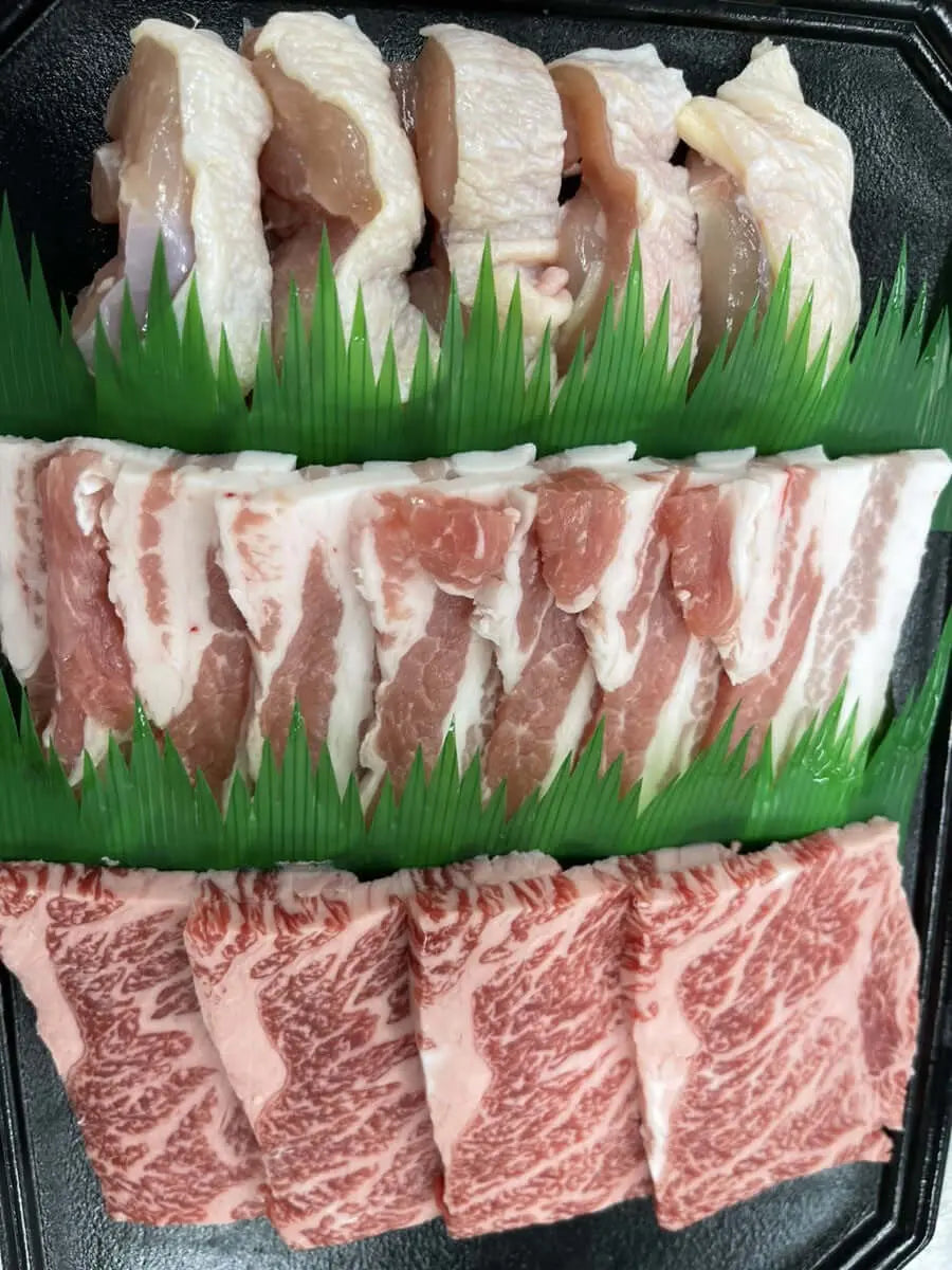 【残暑見舞い 敬老の日 ギフト】国産 牛豚鶏 焼肉セット(冷凍) 合計210g | 肉のカワグチ通販・お取り寄せ プレゼント.